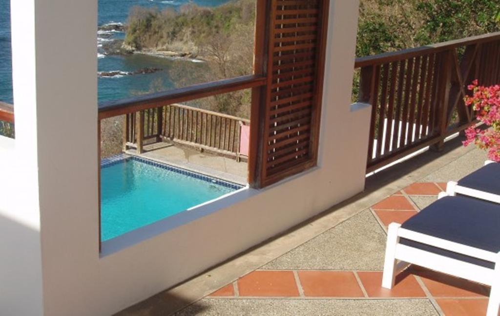 Being Villa Plymouth Exterior photo